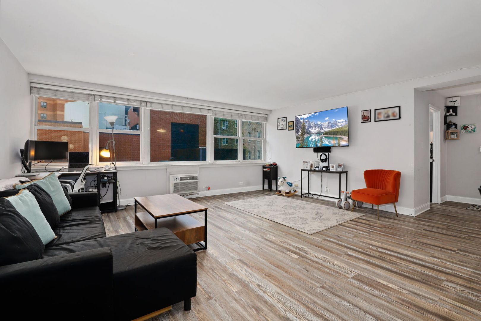 2300 N Commonwealth Avenue Unit: 3K