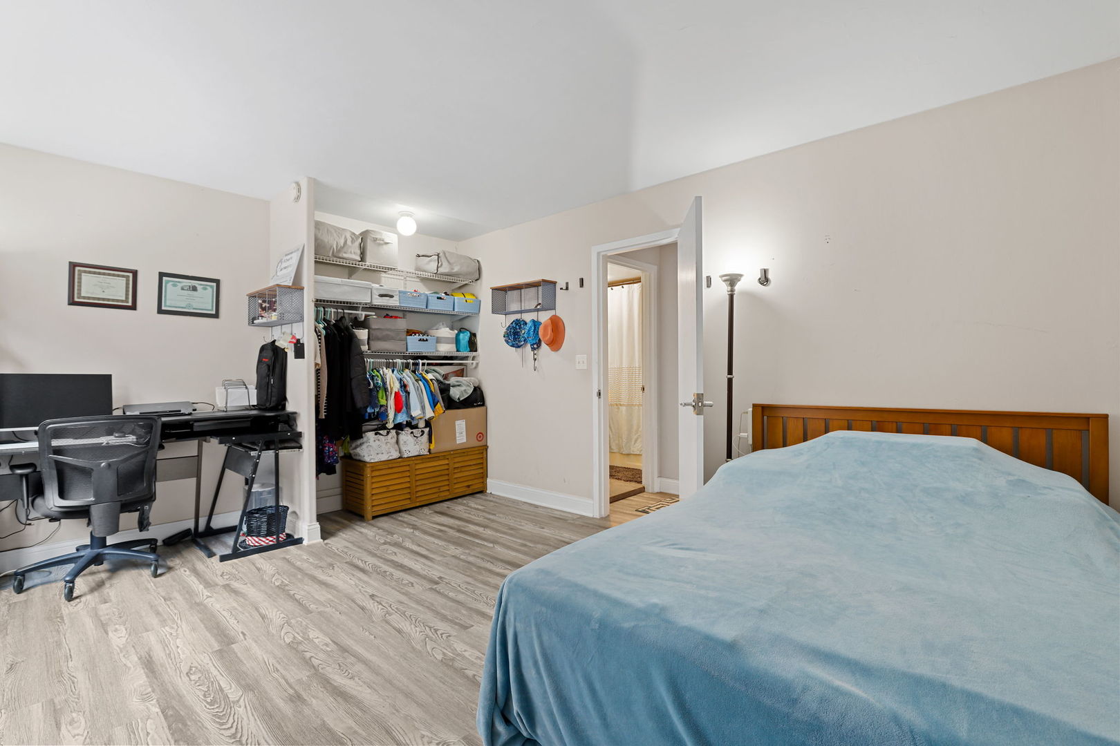 2300 N Commonwealth Avenue Unit: 3K