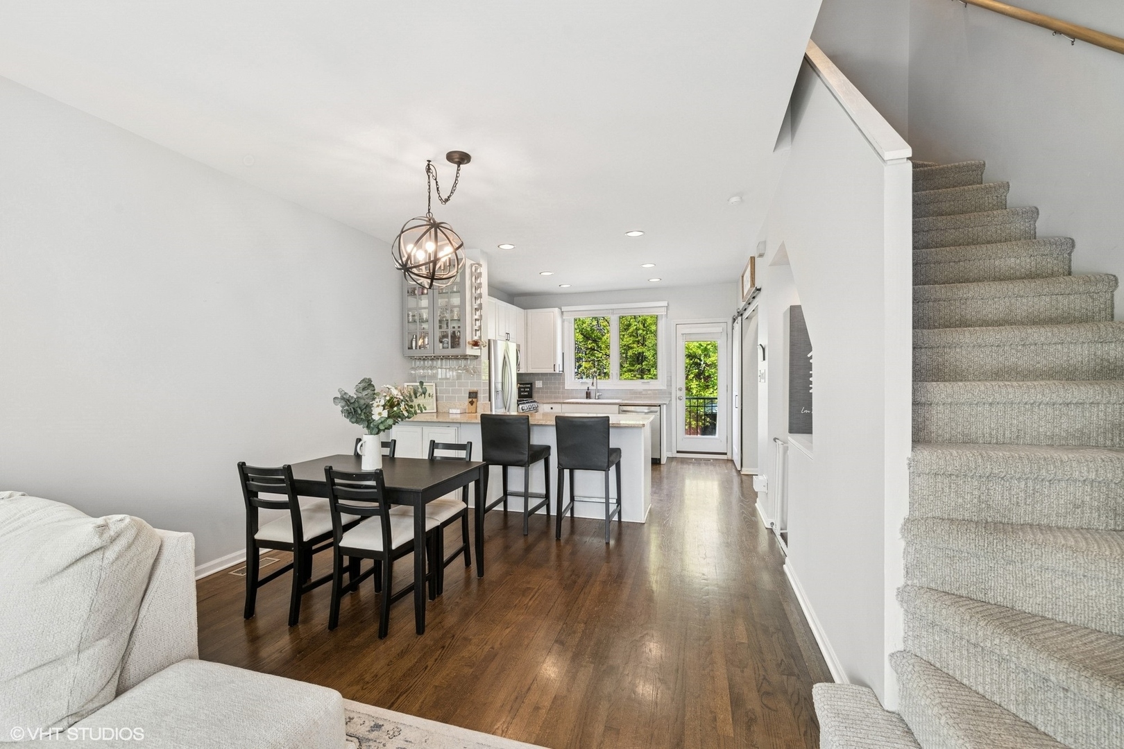 2835 N Wolcott Avenue Unit: G