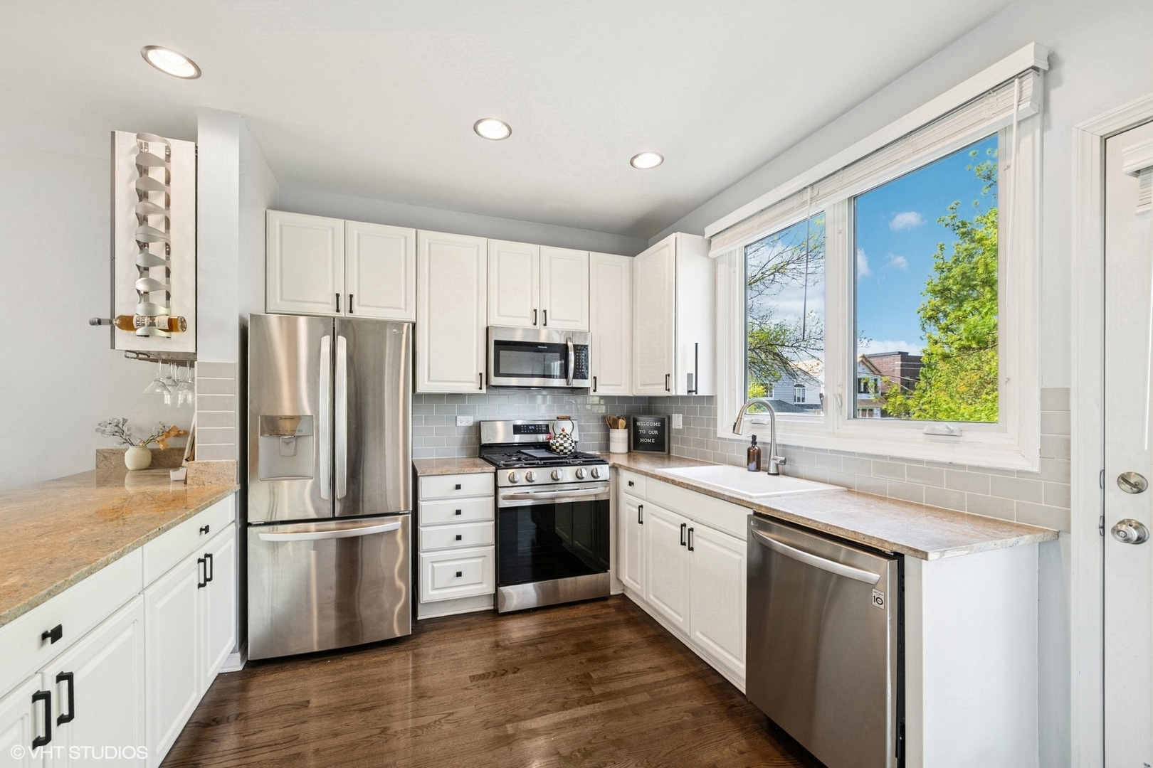2835 N Wolcott Avenue Unit: G
