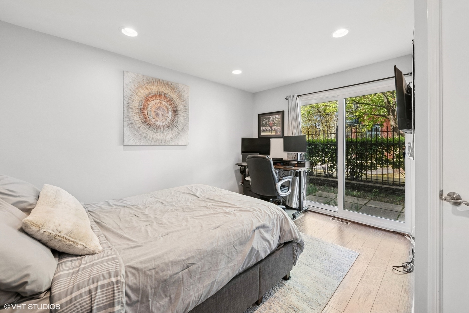 2835 N Wolcott Avenue Unit: G