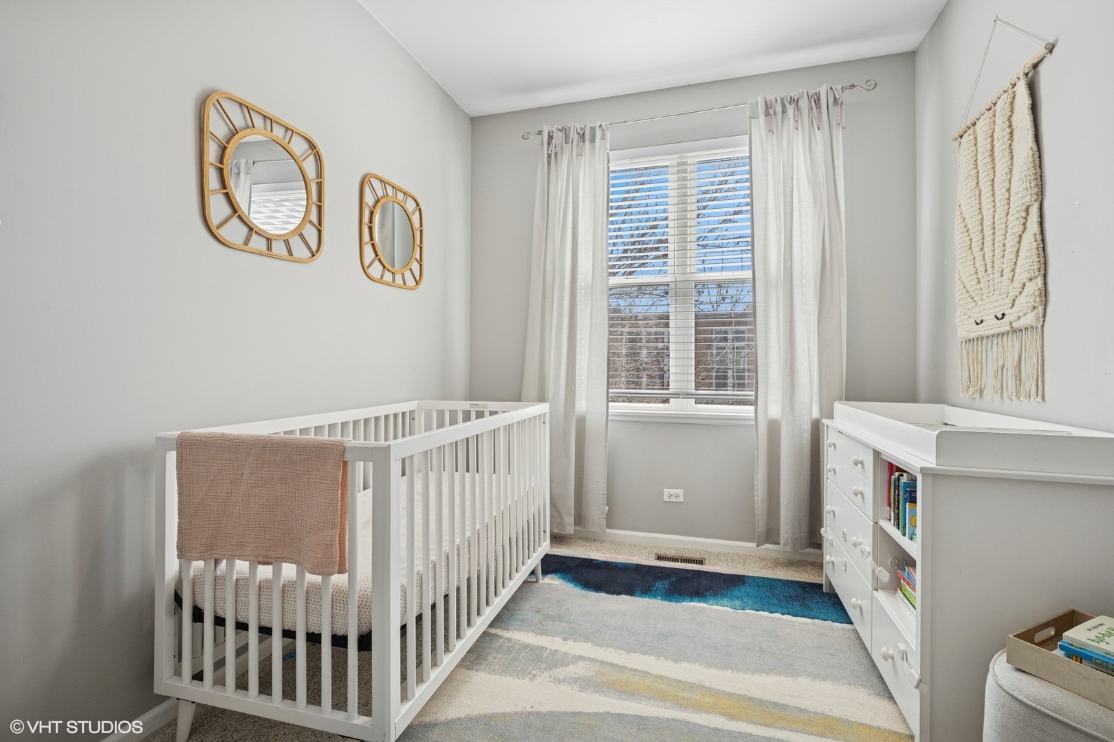 1858 N Wilmot Avenue