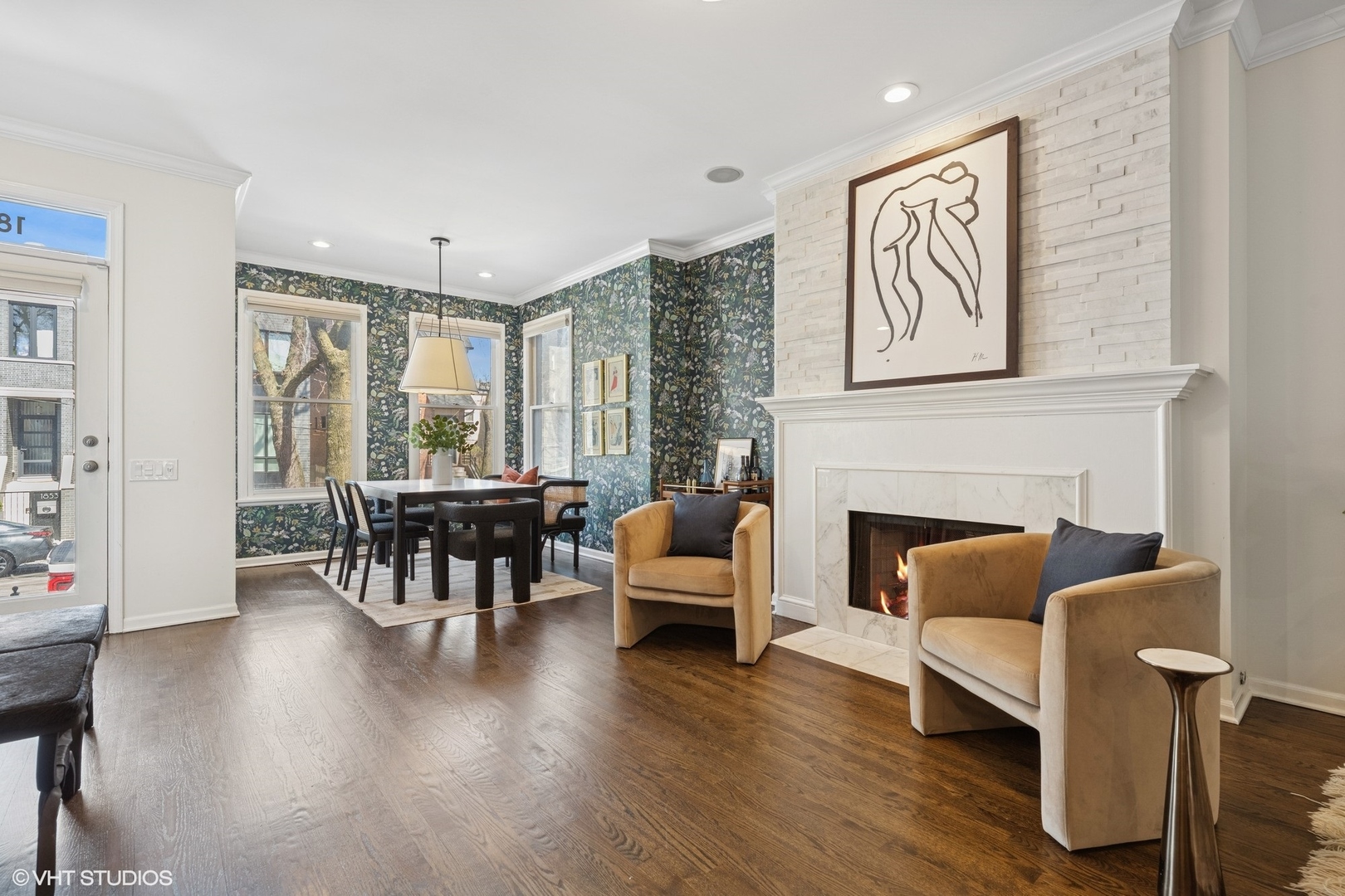 1858 N Wilmot Avenue