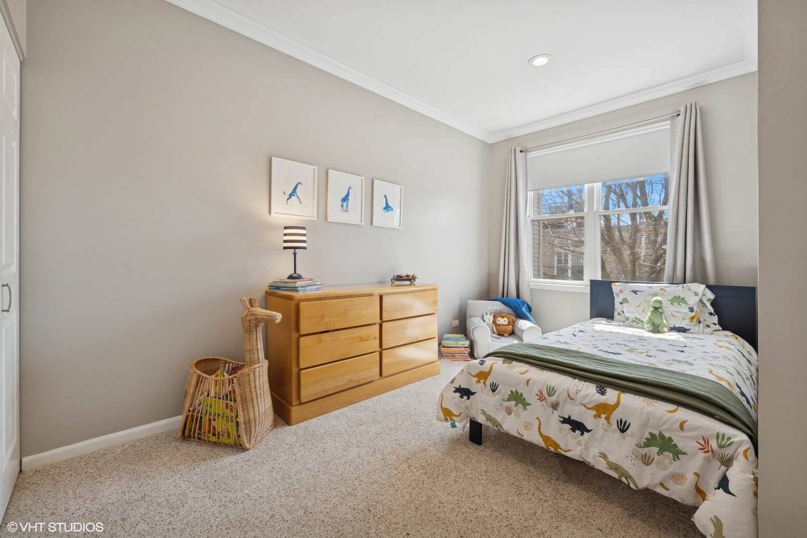 1858 N Wilmot Avenue