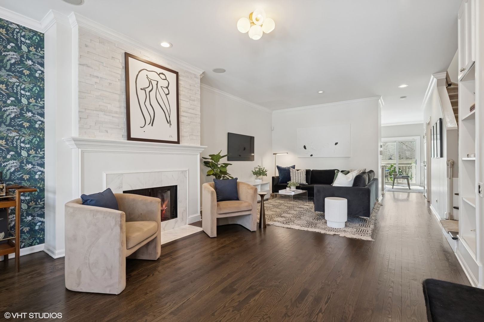 1858 N Wilmot Avenue