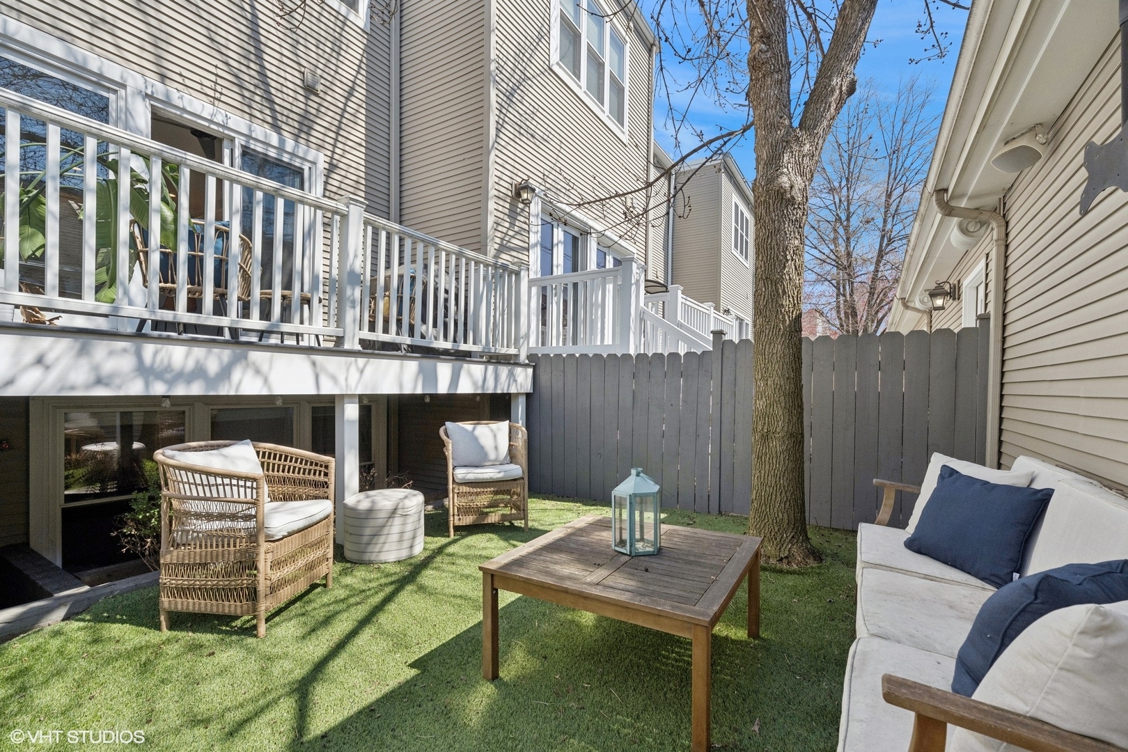 1858 N Wilmot Avenue