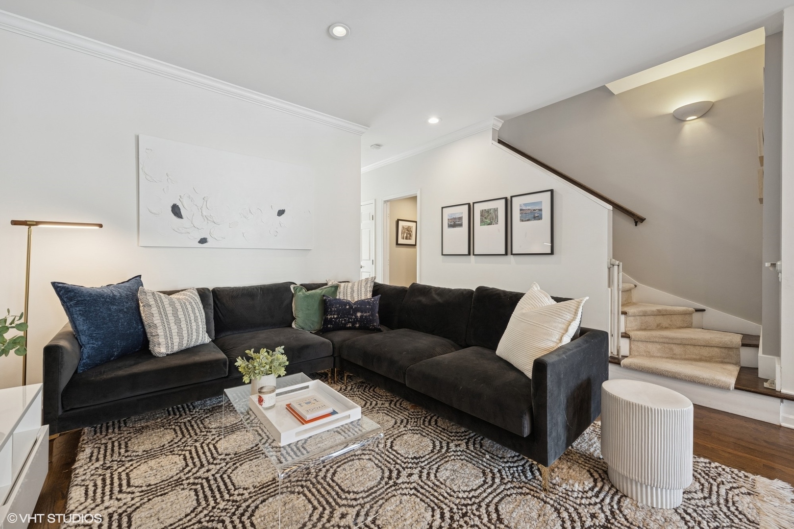 1858 N Wilmot Avenue