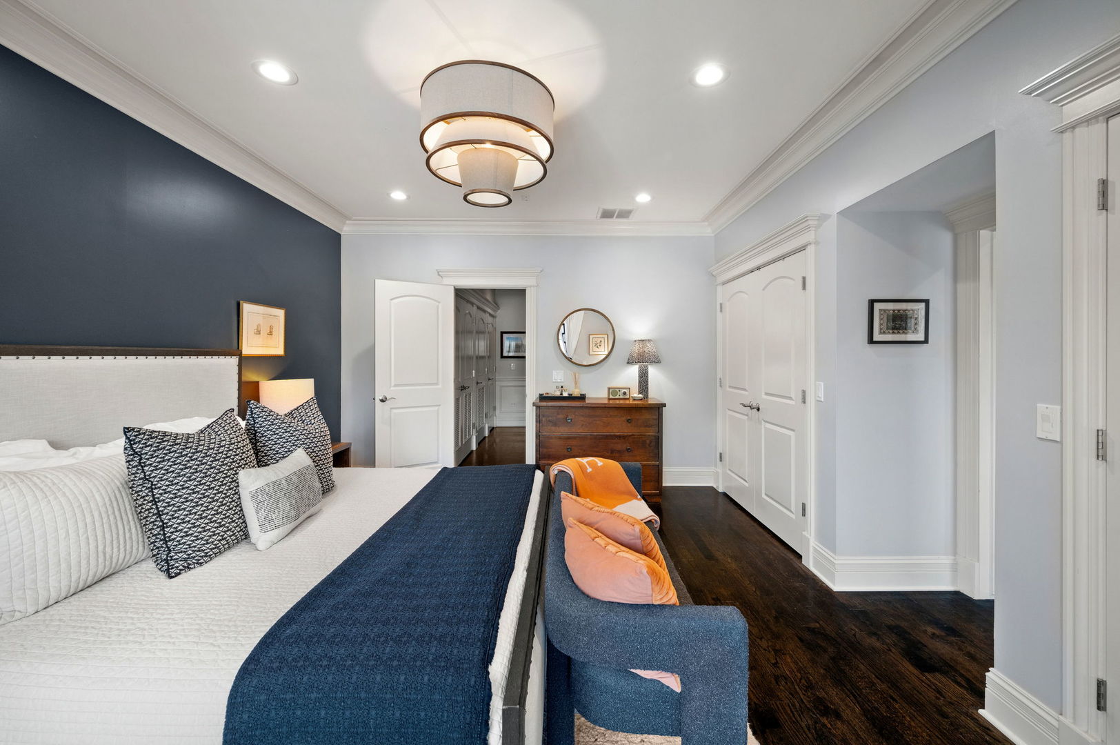 1420 W Belmont Avenue Unit: 2