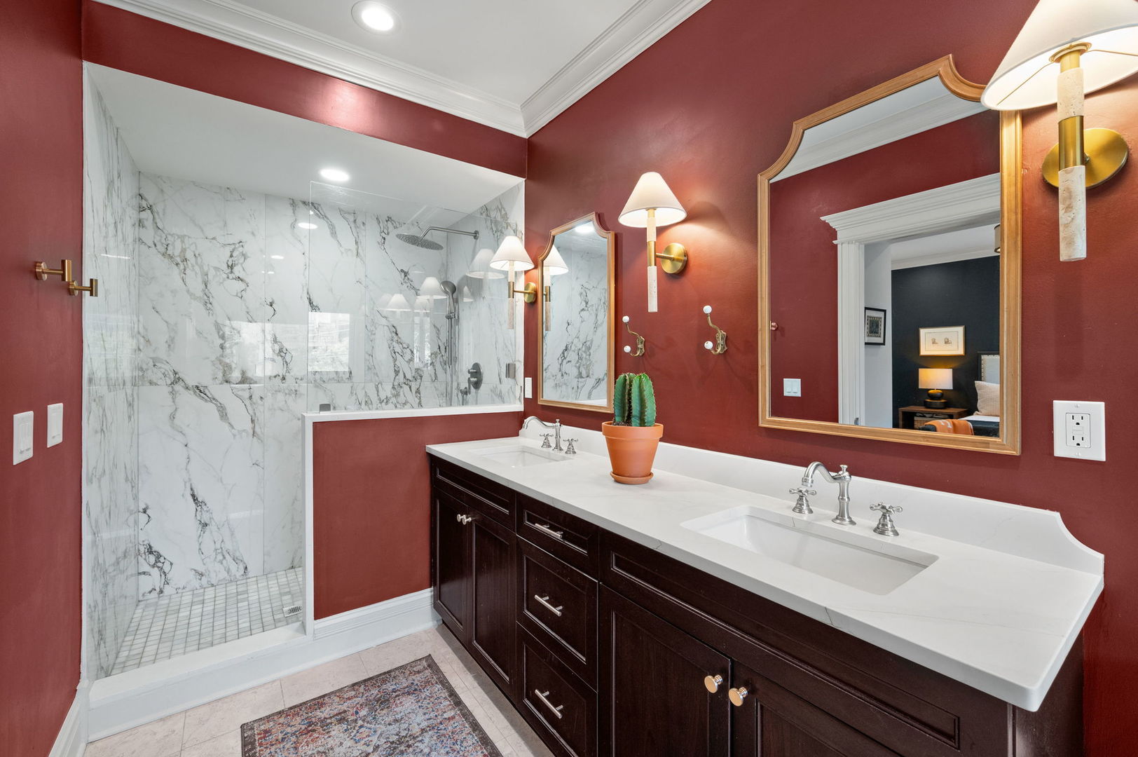 1420 W Belmont Avenue Unit: 2