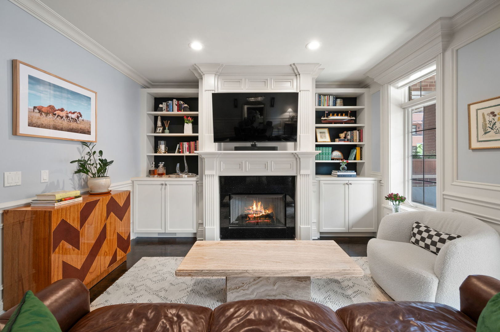 1420 W Belmont Avenue Unit: 2