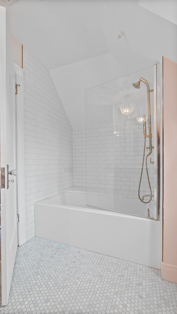 1270 Saint Johns Avenue