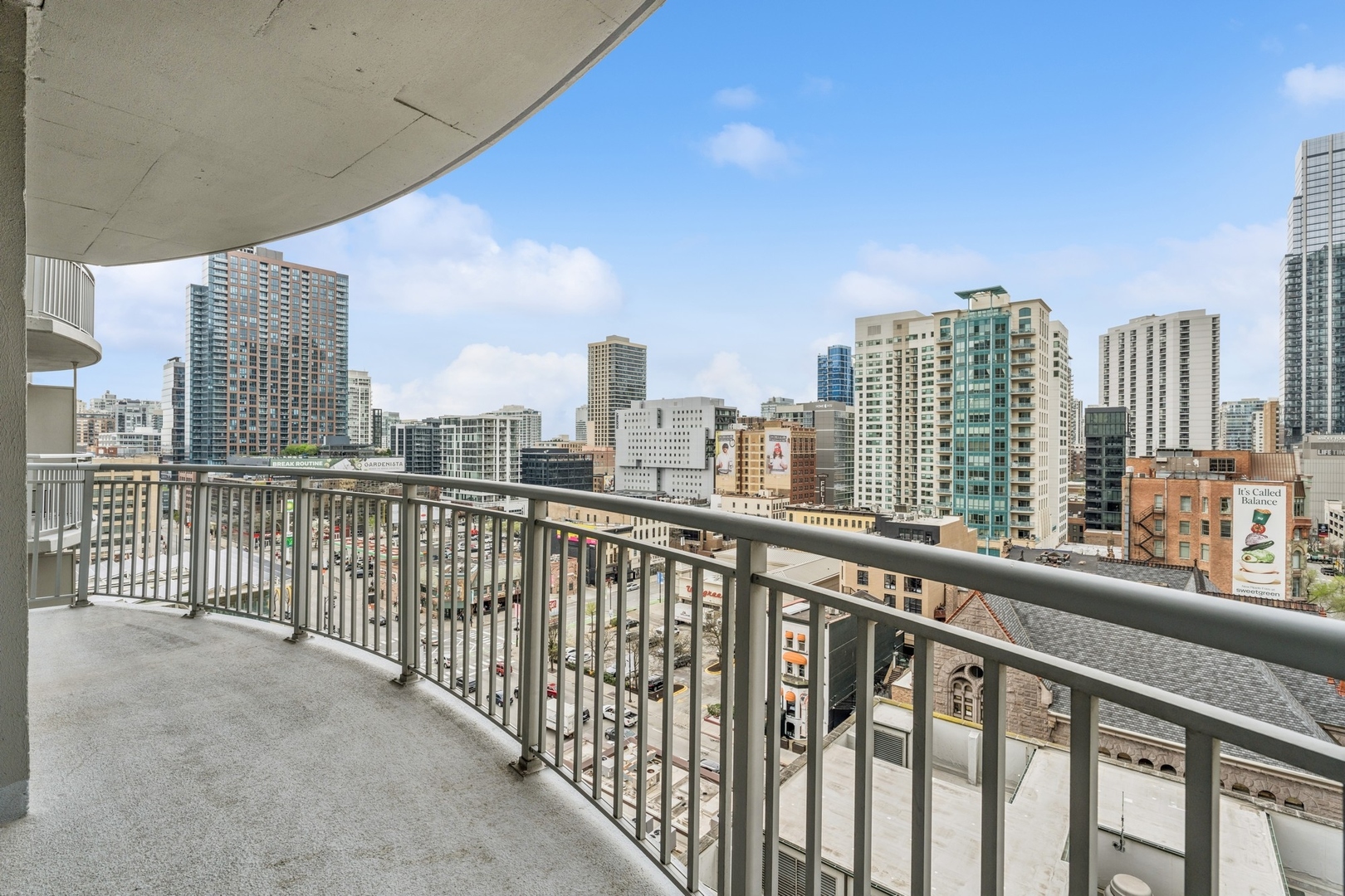 600 N Dearborn Street Unit: 1209