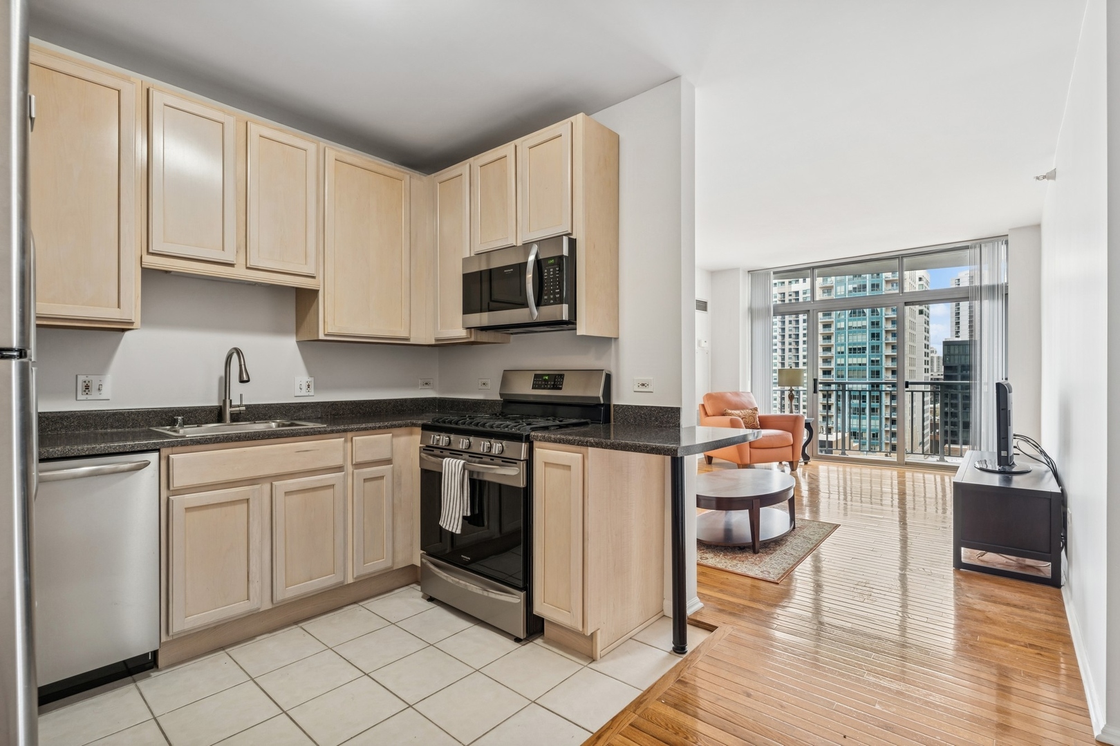600 N Dearborn Street Unit: 1209