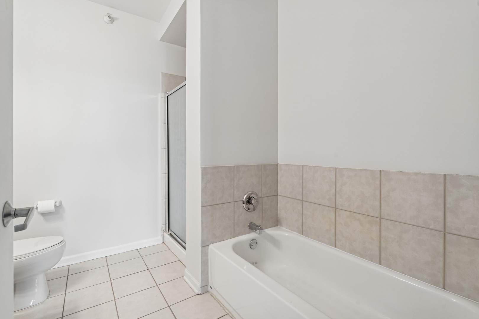 600 N Dearborn Street Unit: 1209