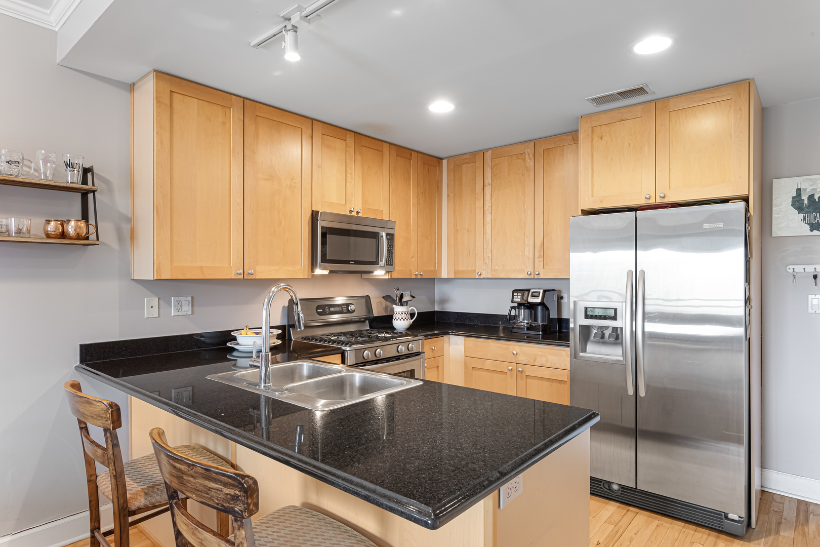437 W North Avenue Unit: 505