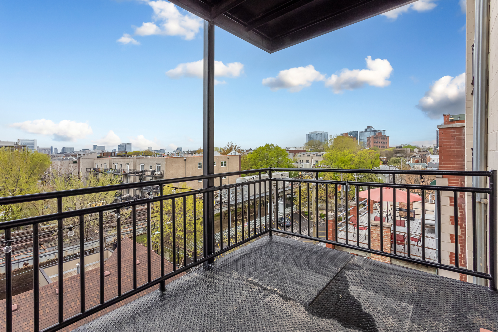 437 W North Avenue Unit: 505