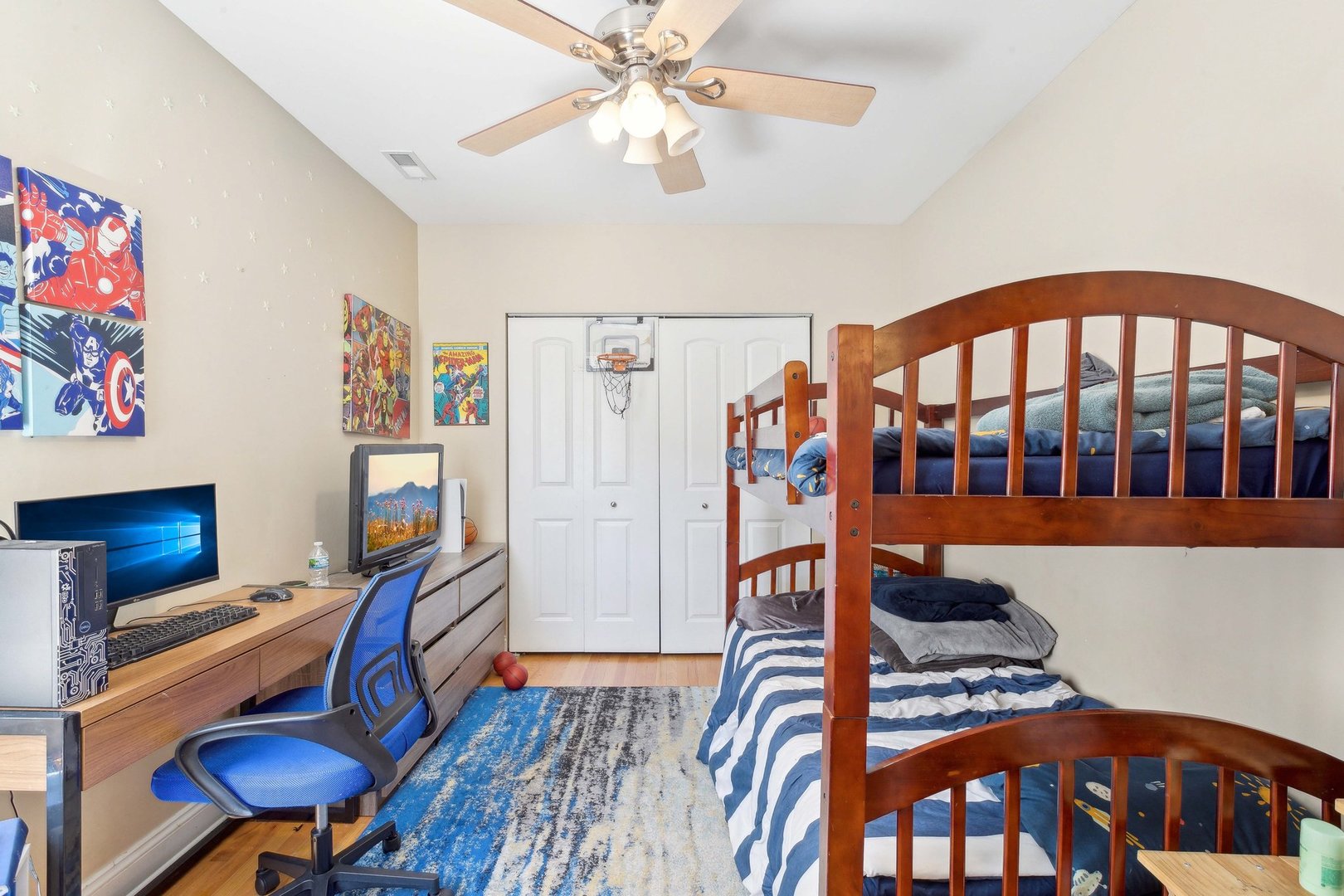 2220 W Granville Avenue Unit: 1