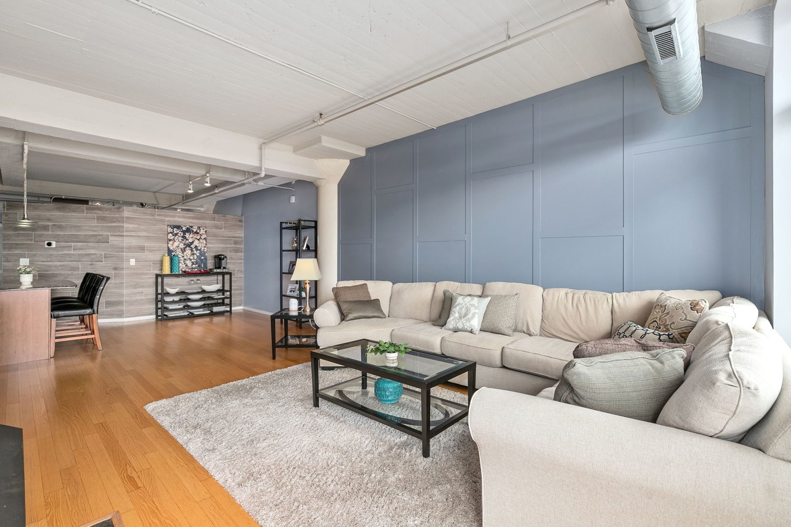 1525 S Sangamon Street Unit: 402