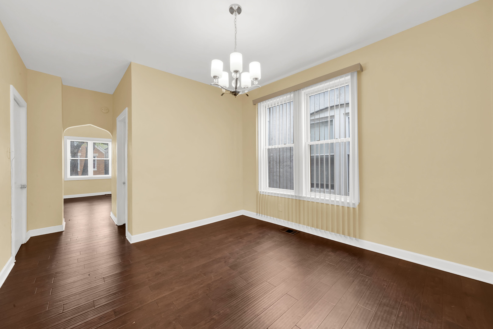 2720 S Christiana Avenue