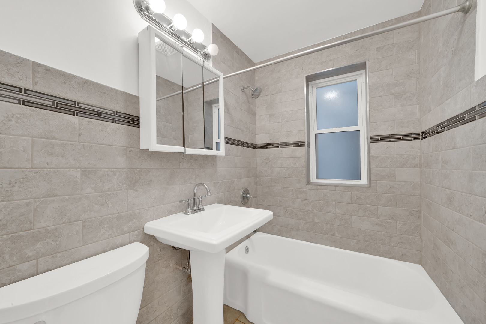 2720 S Christiana Avenue