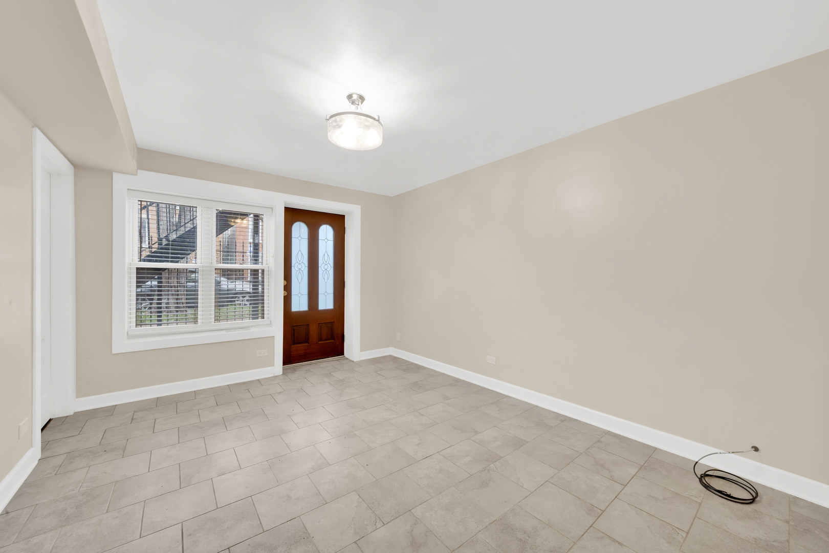 2720 S Christiana Avenue