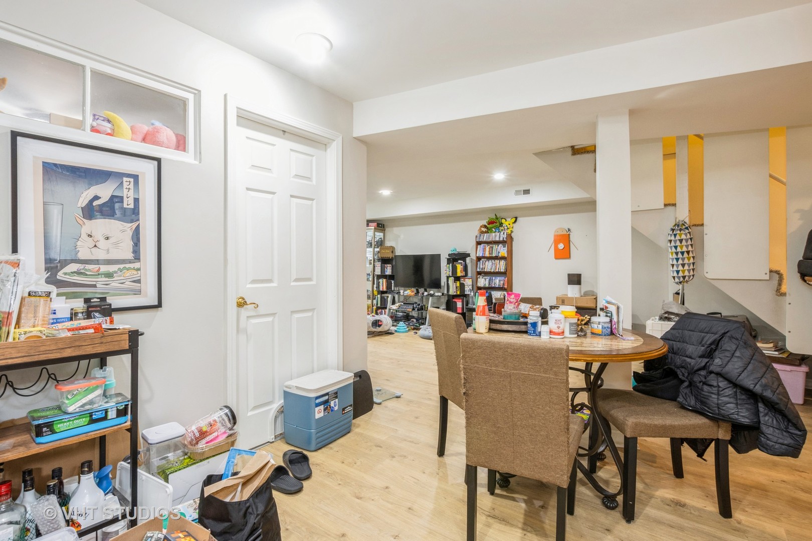 1228 W GLENLAKE Avenue Unit: 2