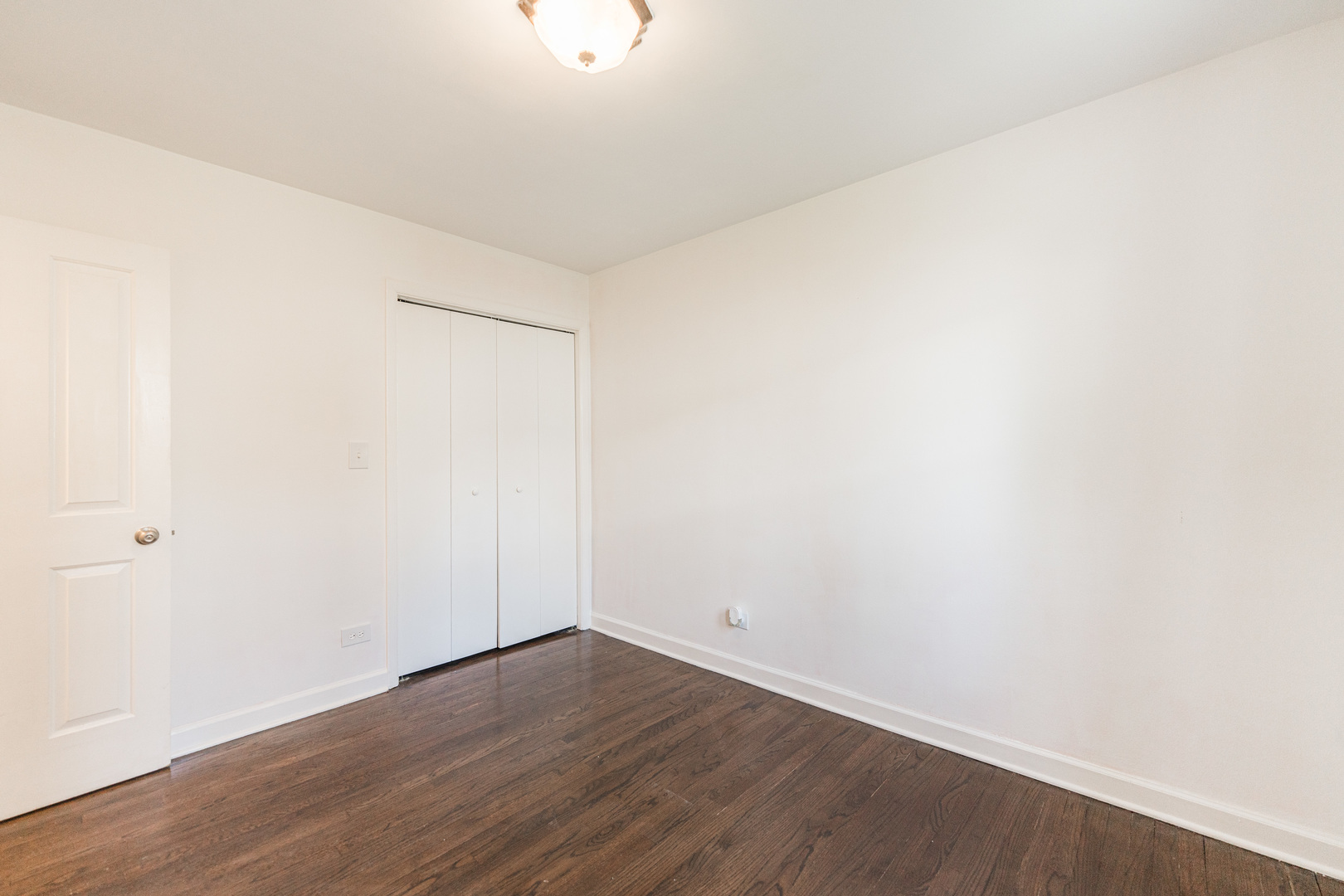1709 W Estes Avenue Unit: 1S