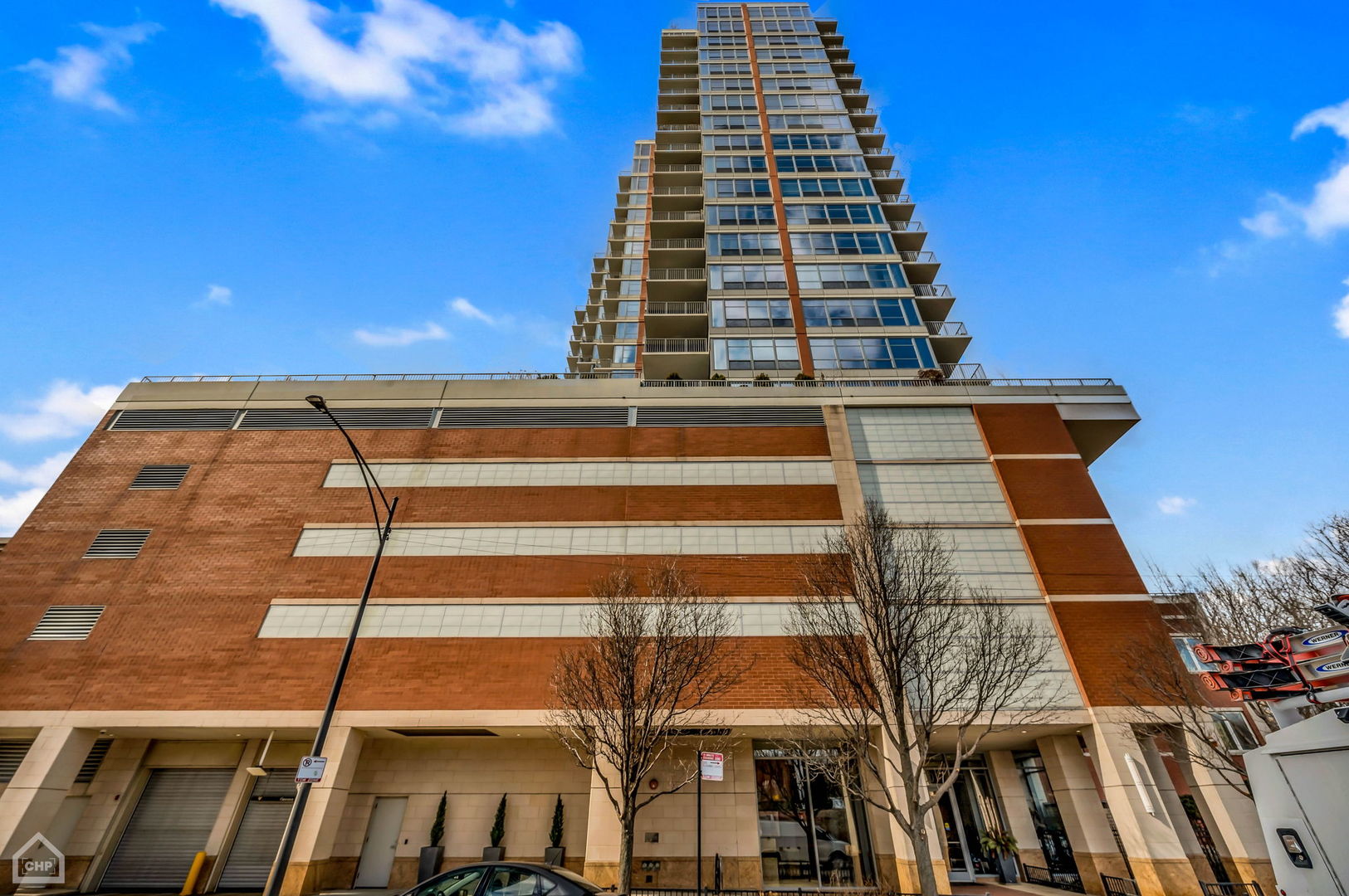 1600 S PRAIRIE Avenue Unit: 1603