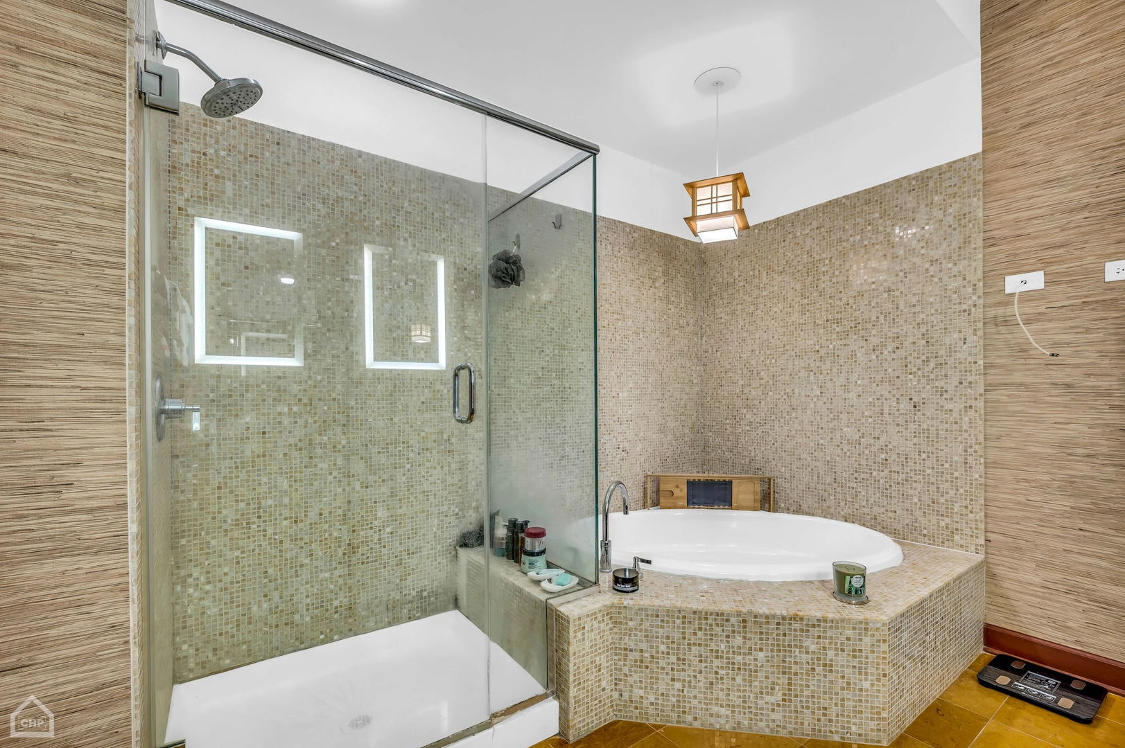 1600 S PRAIRIE Avenue Unit: 1603