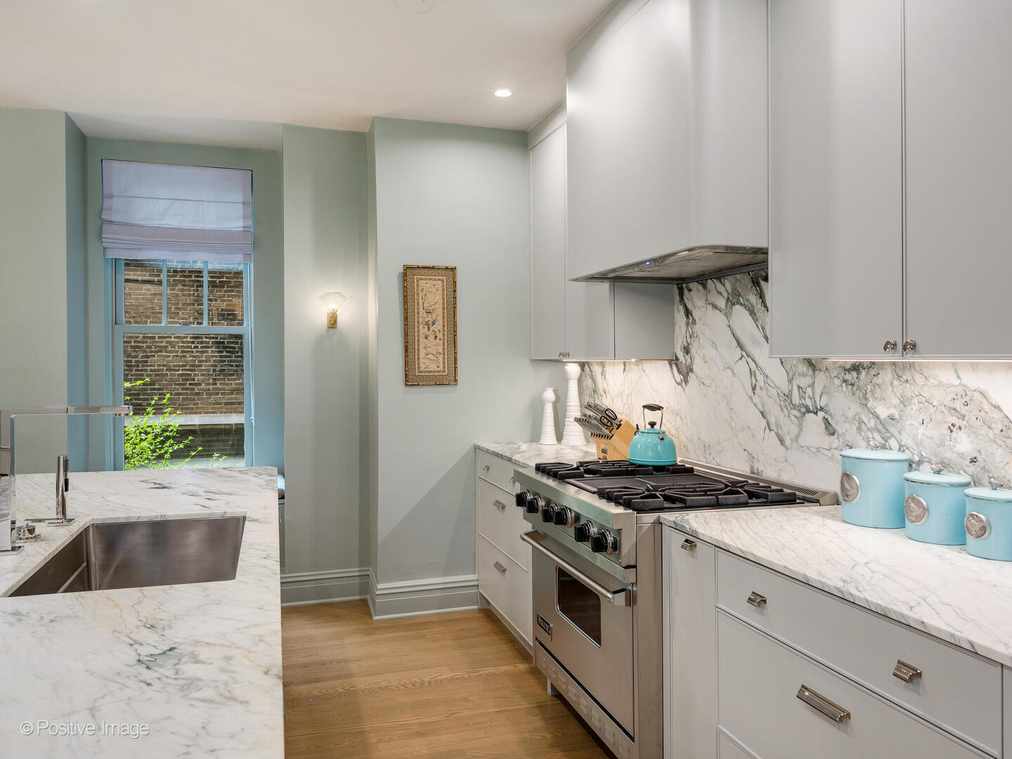 20 E Cedar Street Unit: 2D