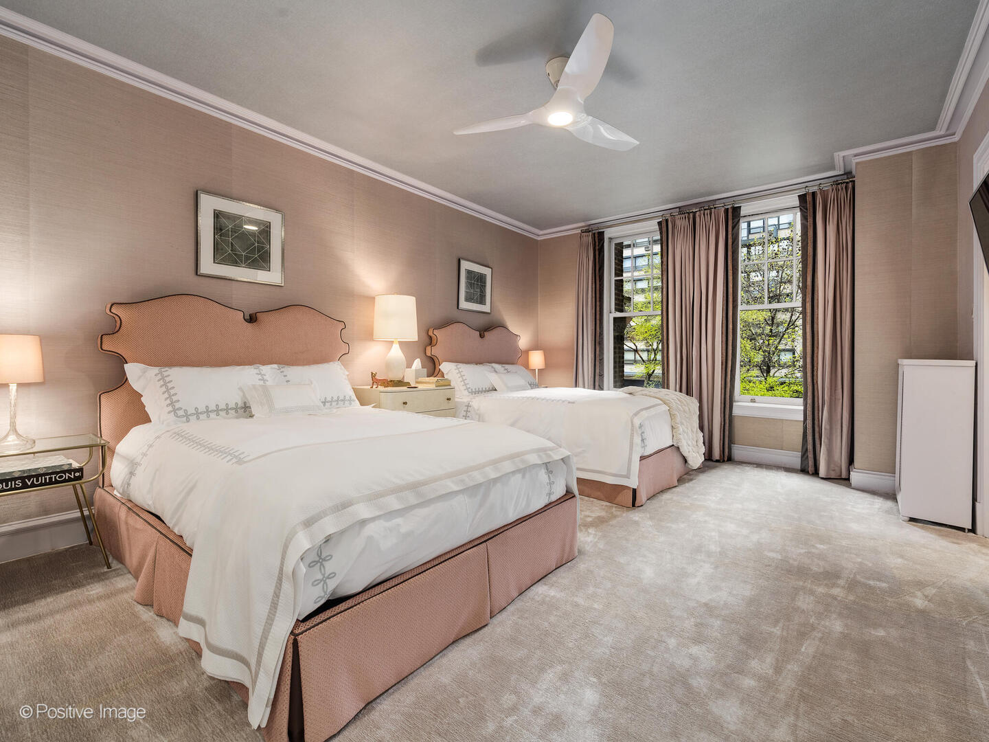 20 E Cedar Street Unit: 2D