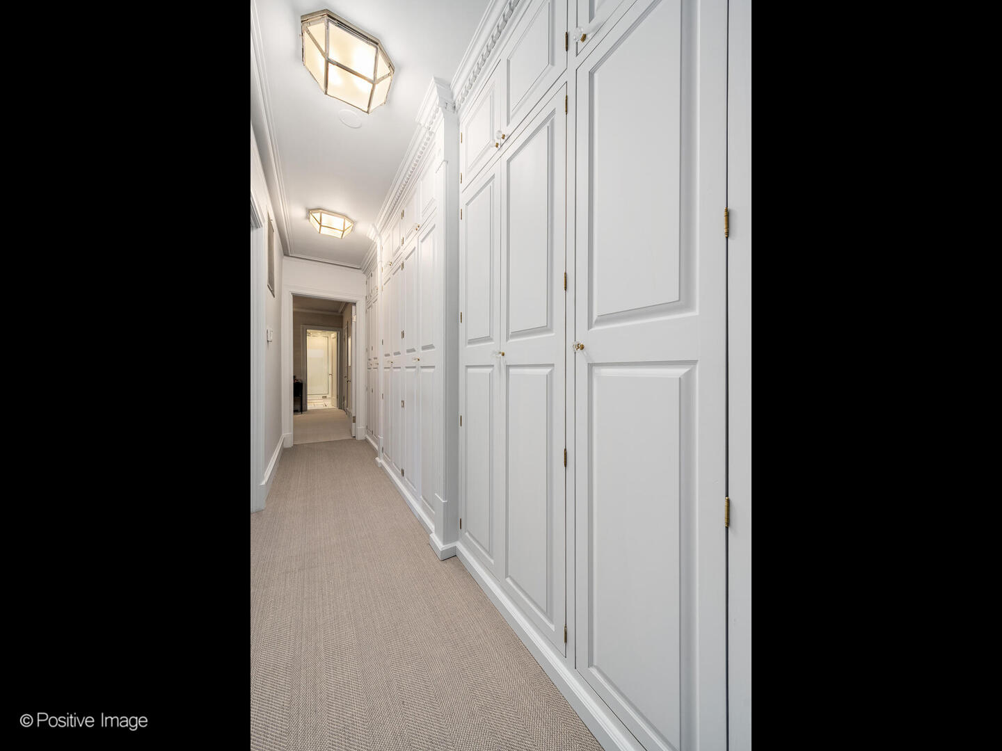 20 E Cedar Street Unit: 2D