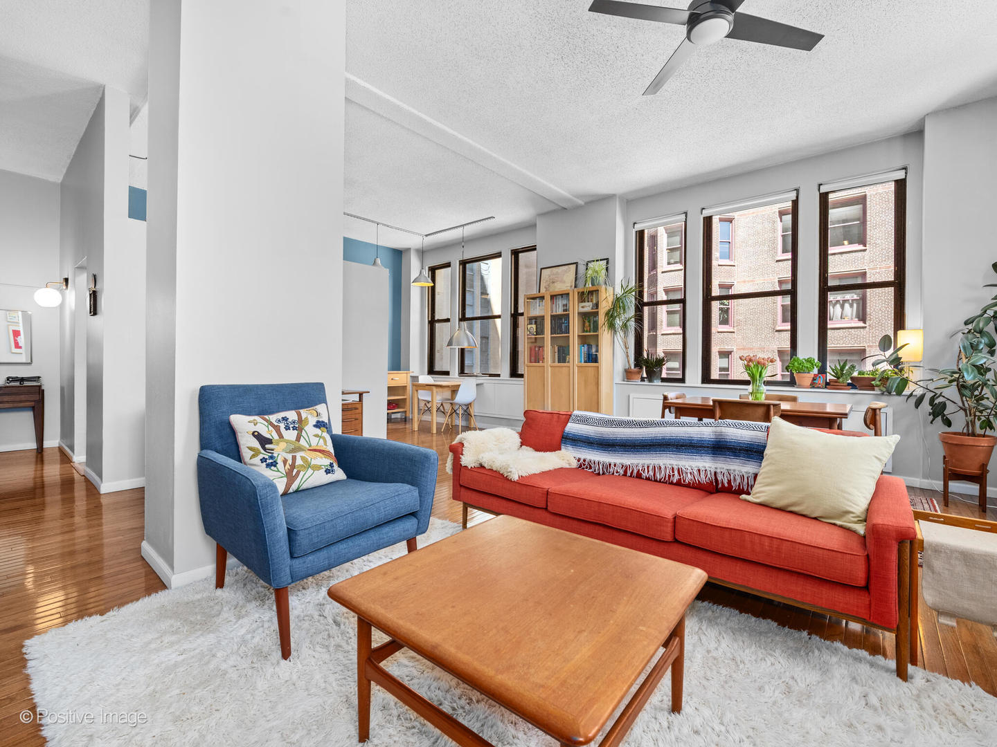 600 S Dearborn Street Unit: 302