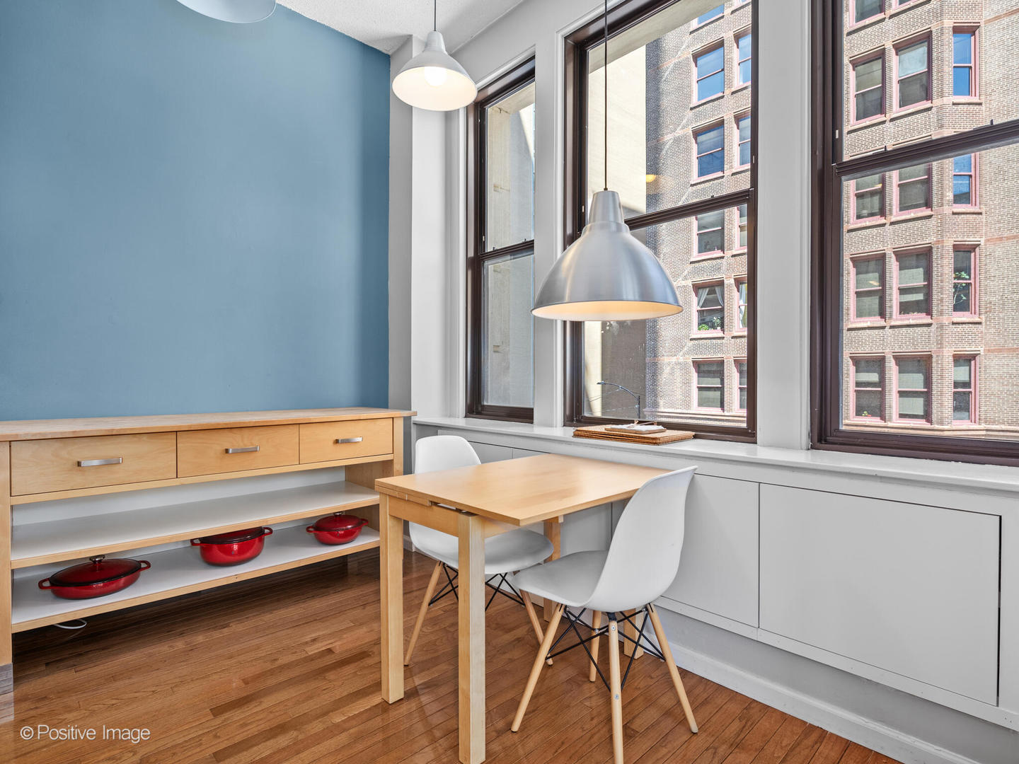 600 S Dearborn Street Unit: 302