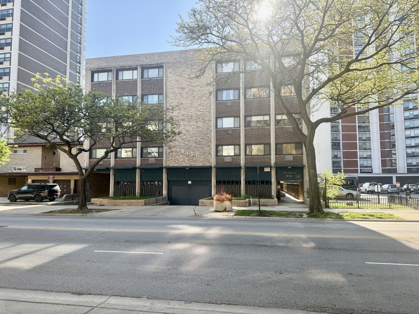 6121 N Sheridan Road Unit: 5K