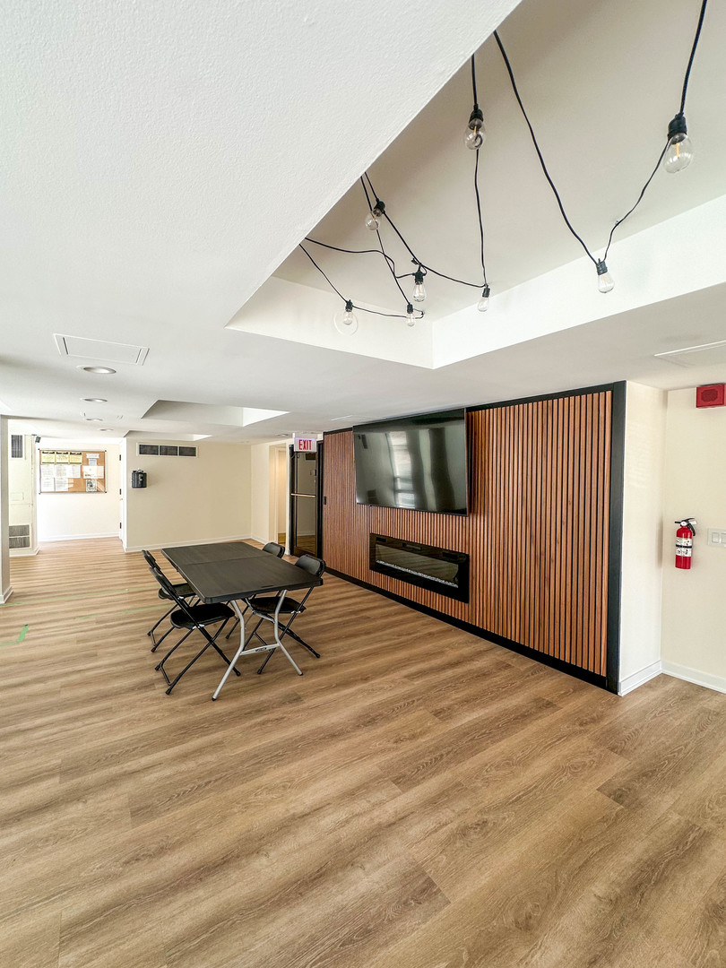 1660 N LaSalle Drive Unit: 710