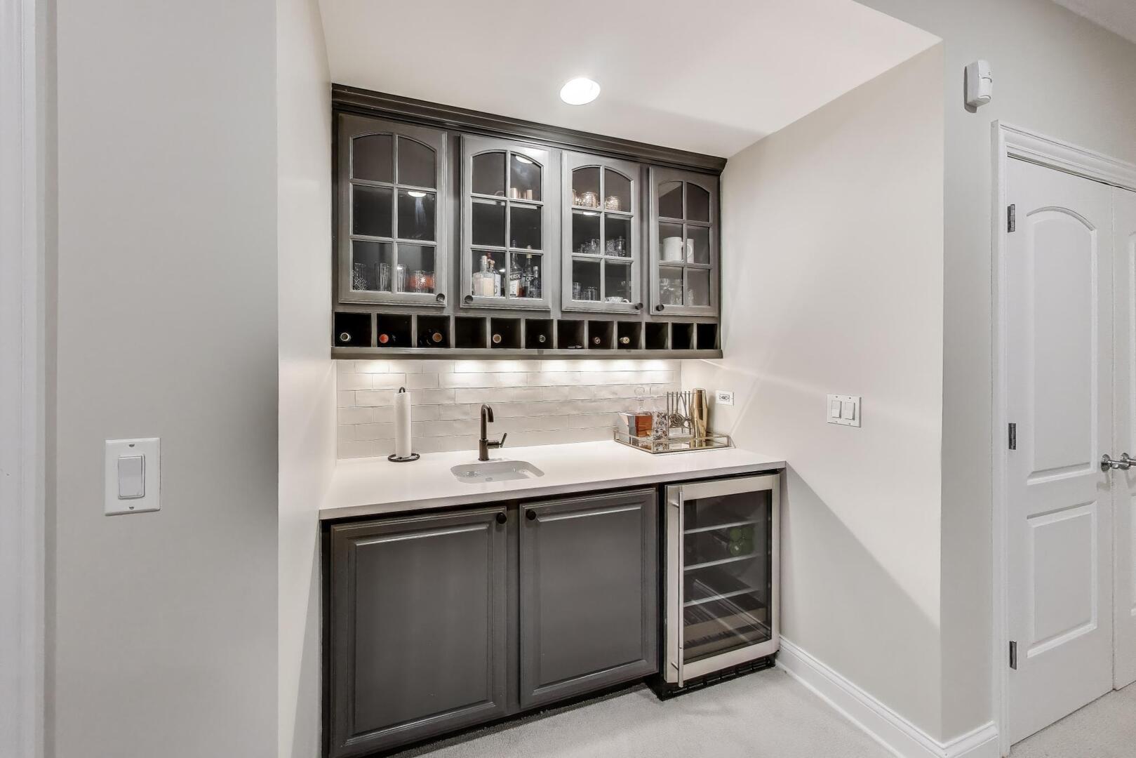 3506 N Southport Avenue Unit: 1N