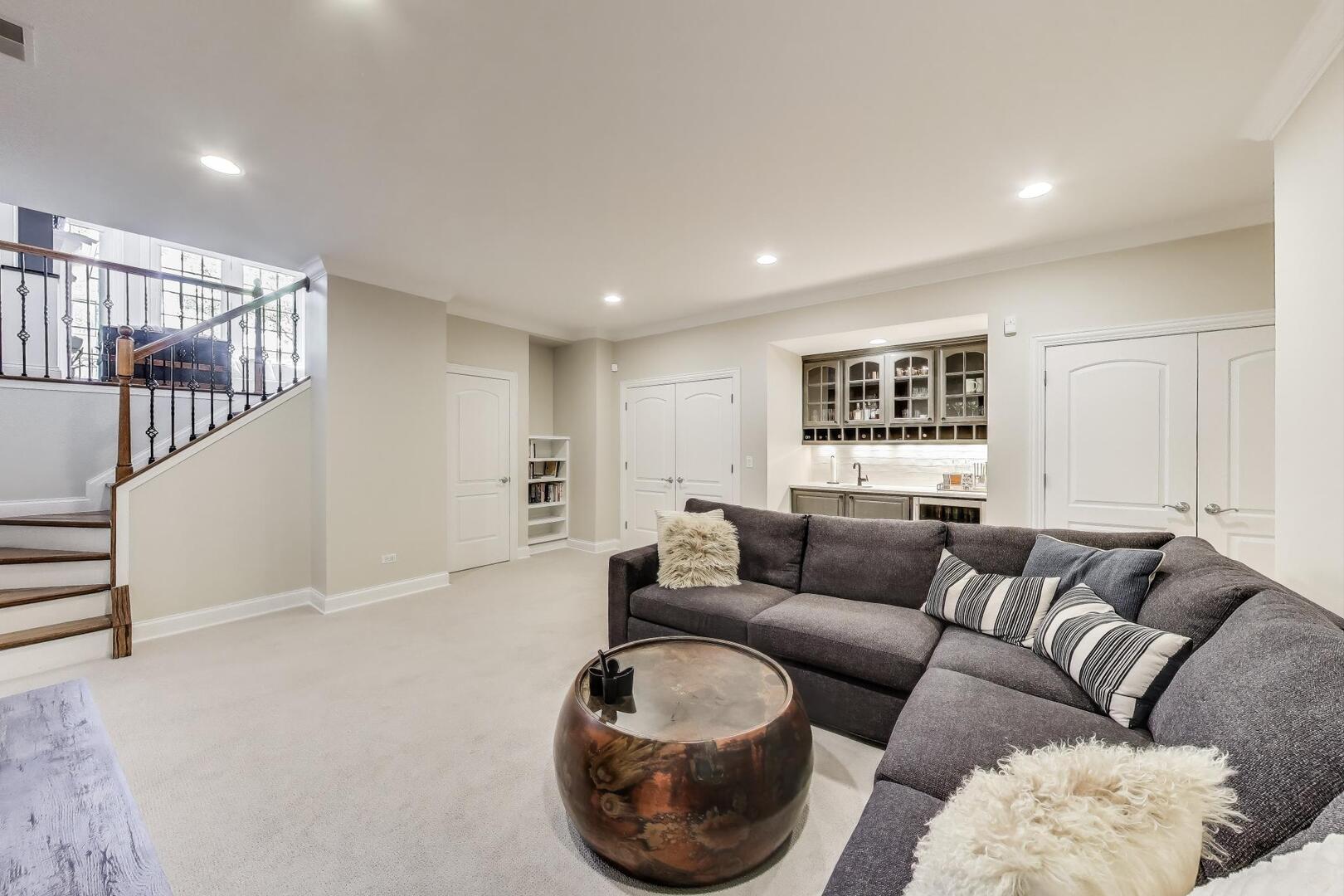 3506 N Southport Avenue Unit: 1N