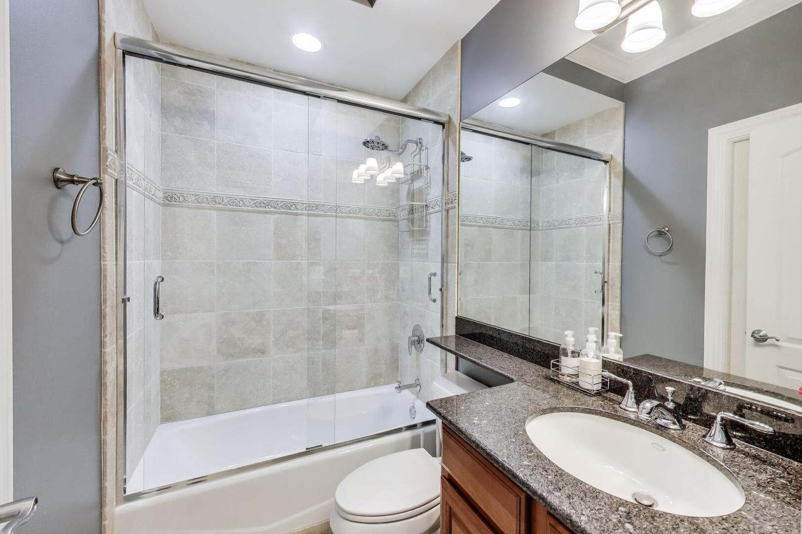 3506 N Southport Avenue Unit: 1N