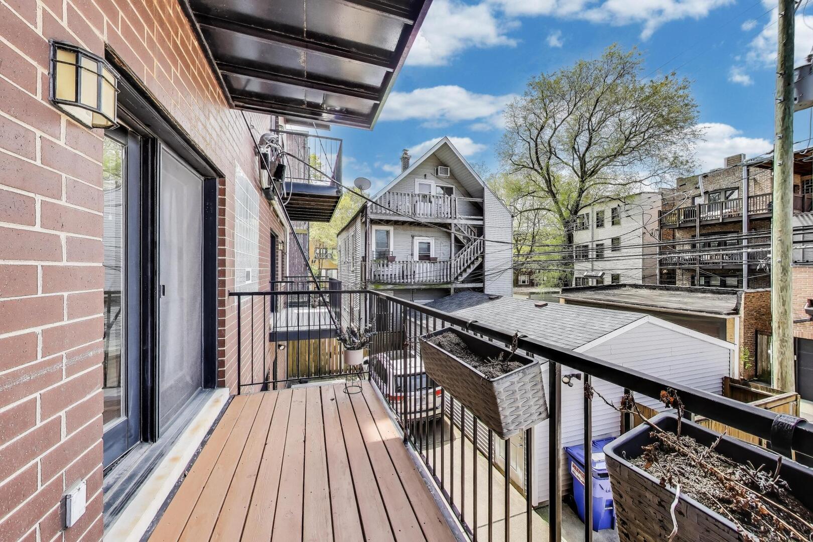 3506 N Southport Avenue Unit: 1N