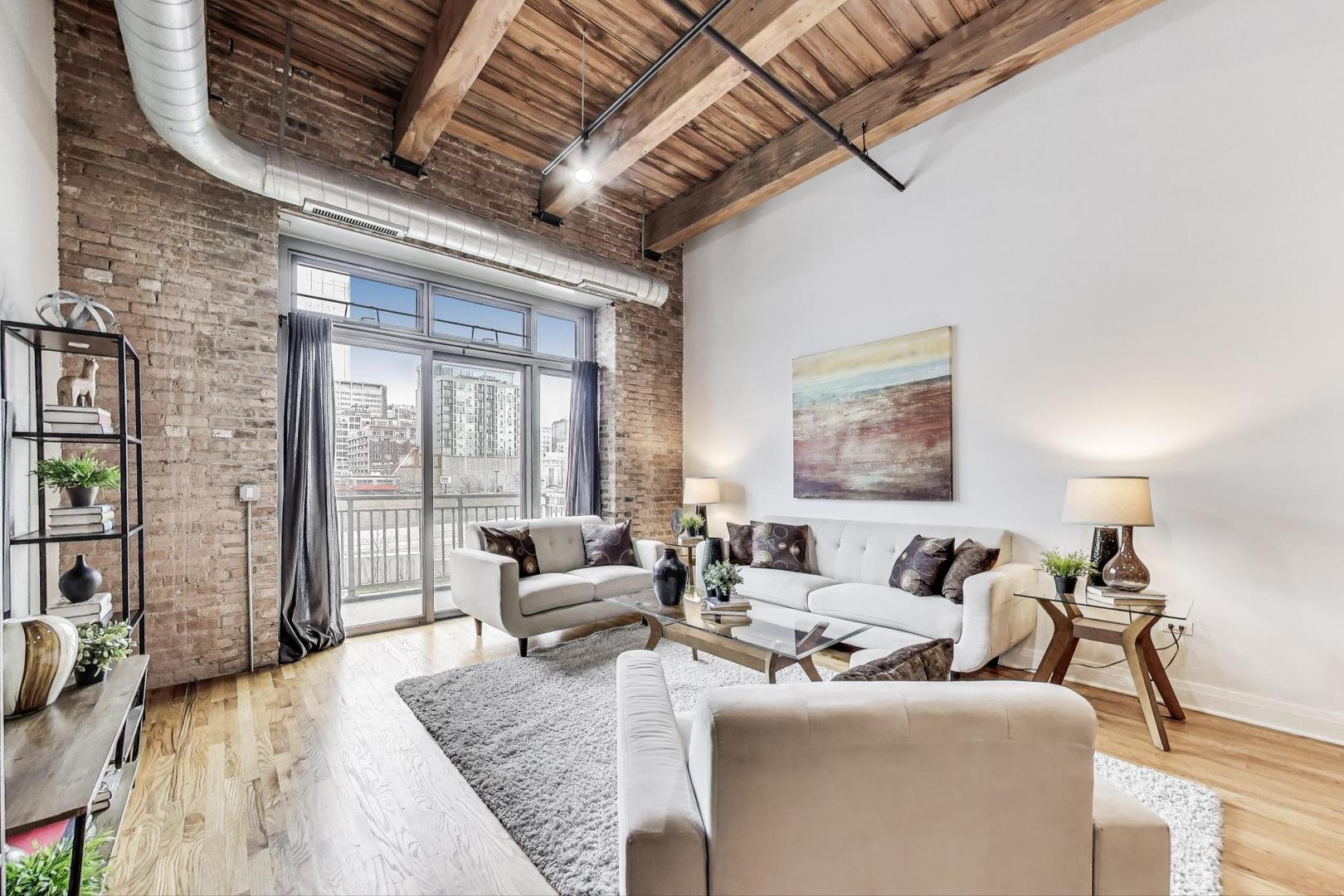 770 W Gladys Avenue Unit: 204