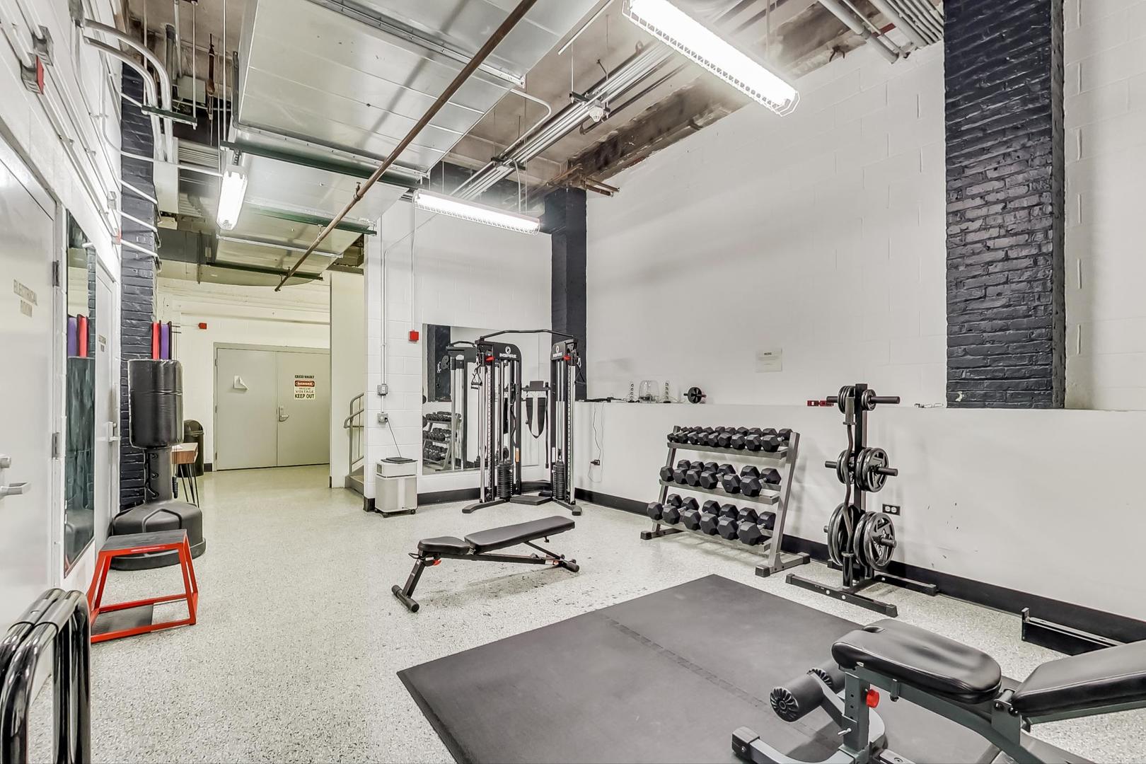 770 W Gladys Avenue Unit: 204