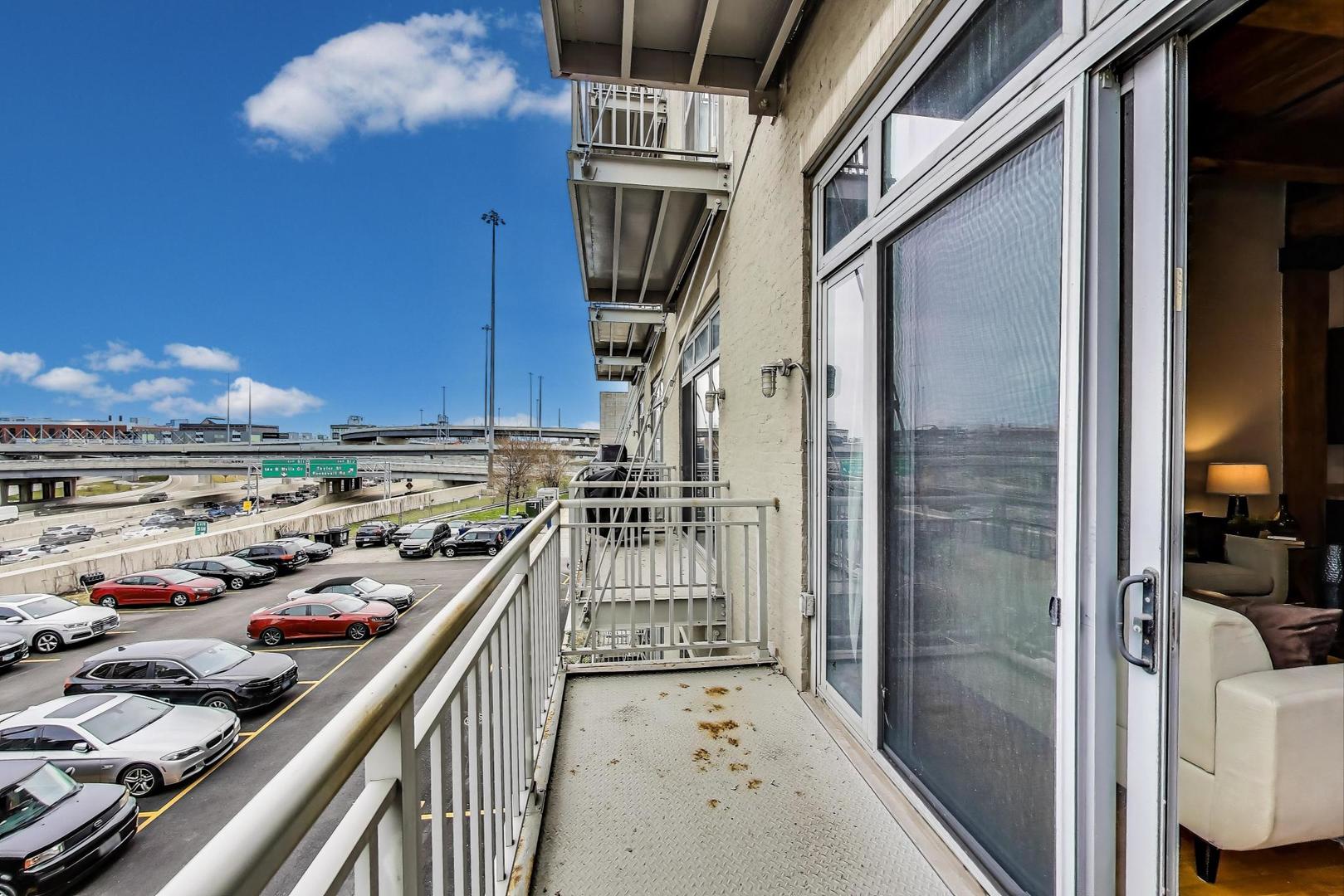 770 W Gladys Avenue Unit: 204