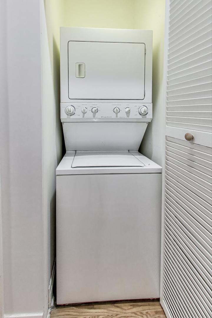 770 W Gladys Avenue Unit: 204