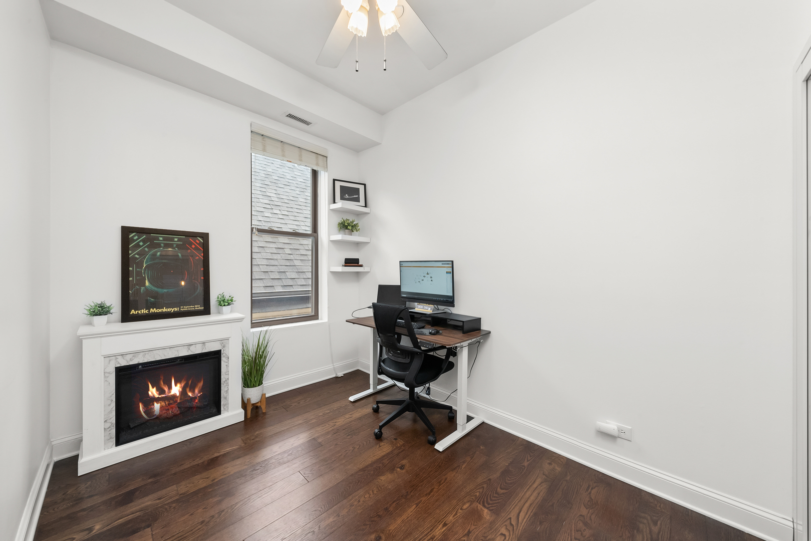 3055 N Seminary Avenue Unit: 3S