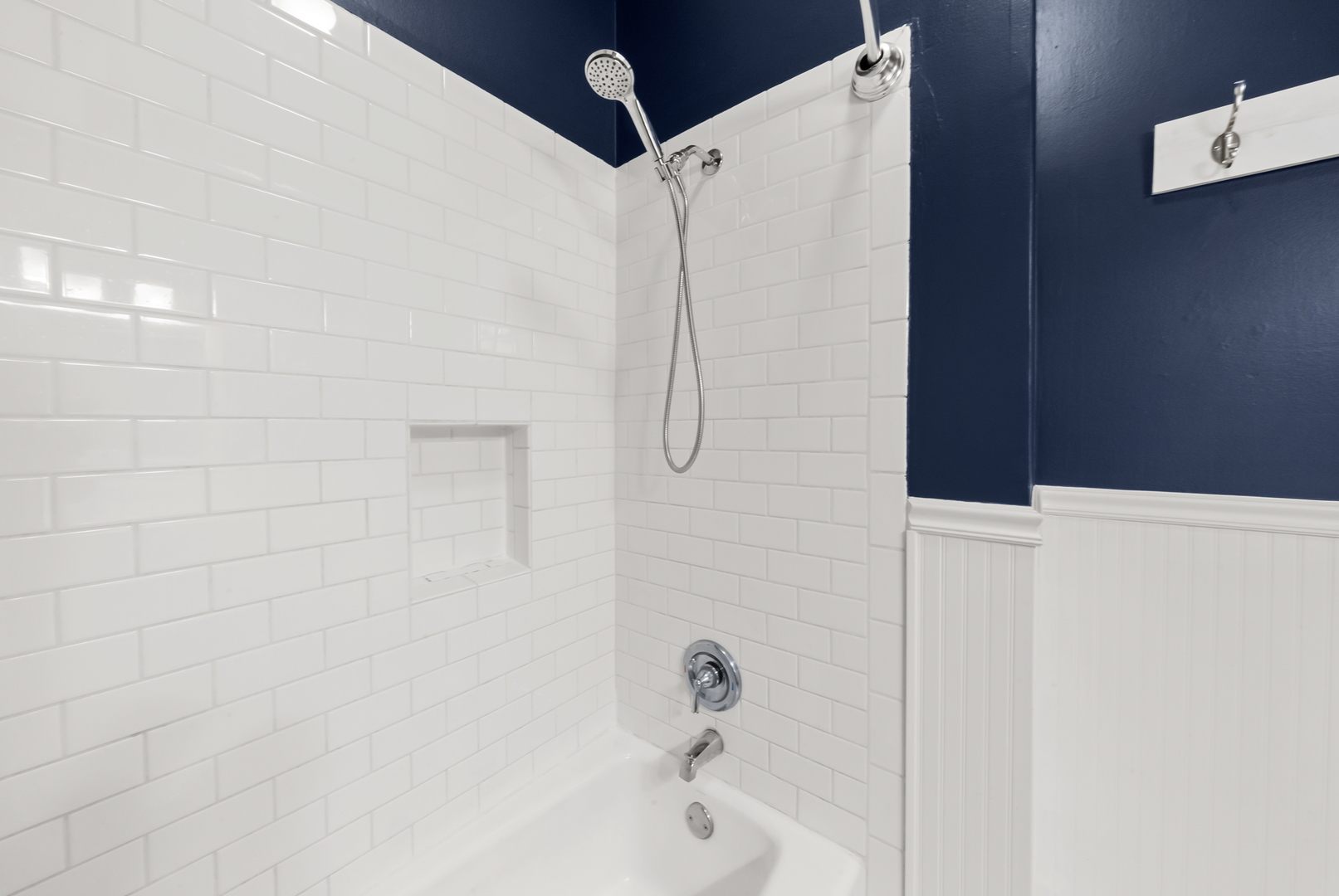 3055 N Seminary Avenue Unit: 3S