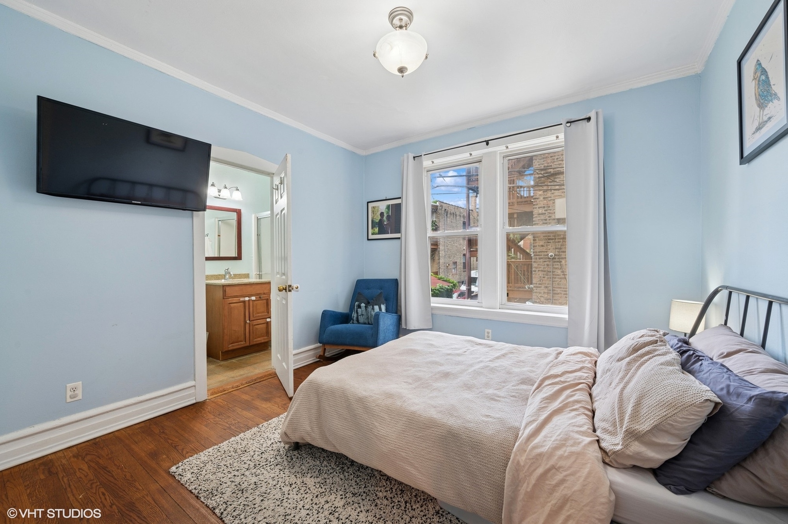 5010 N Glenwood Avenue Unit: 1