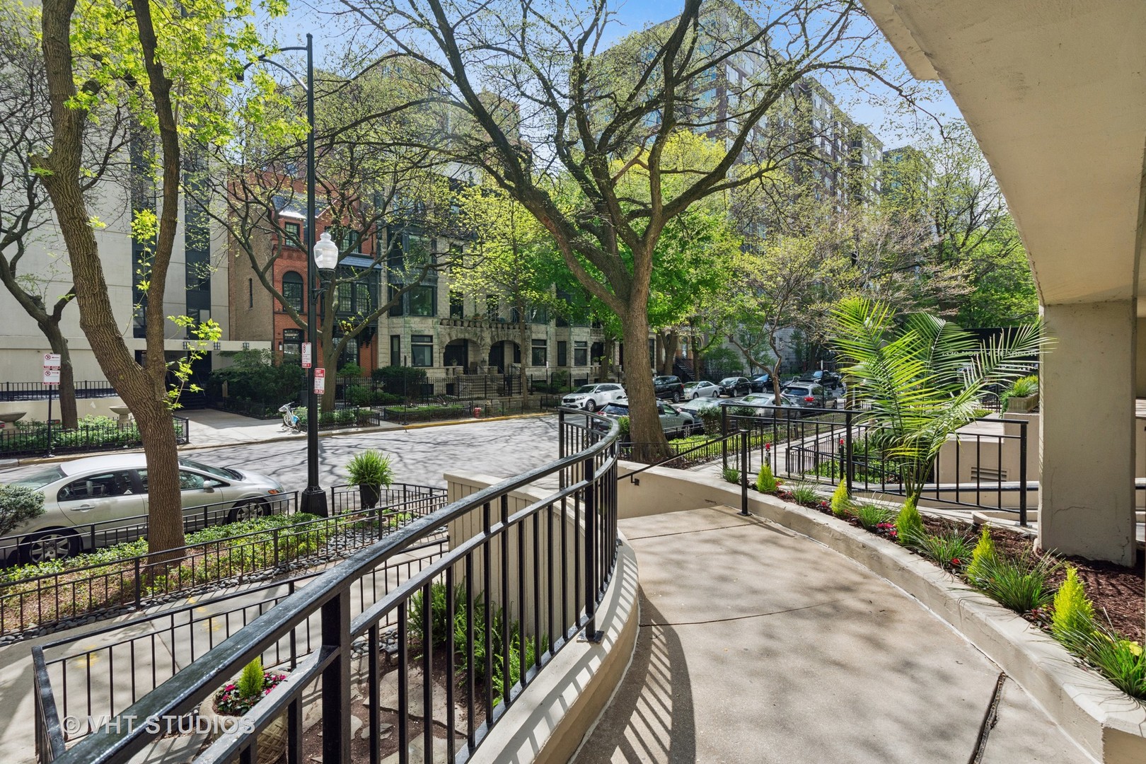 1340 N DEARBORN Street Unit: 14BC