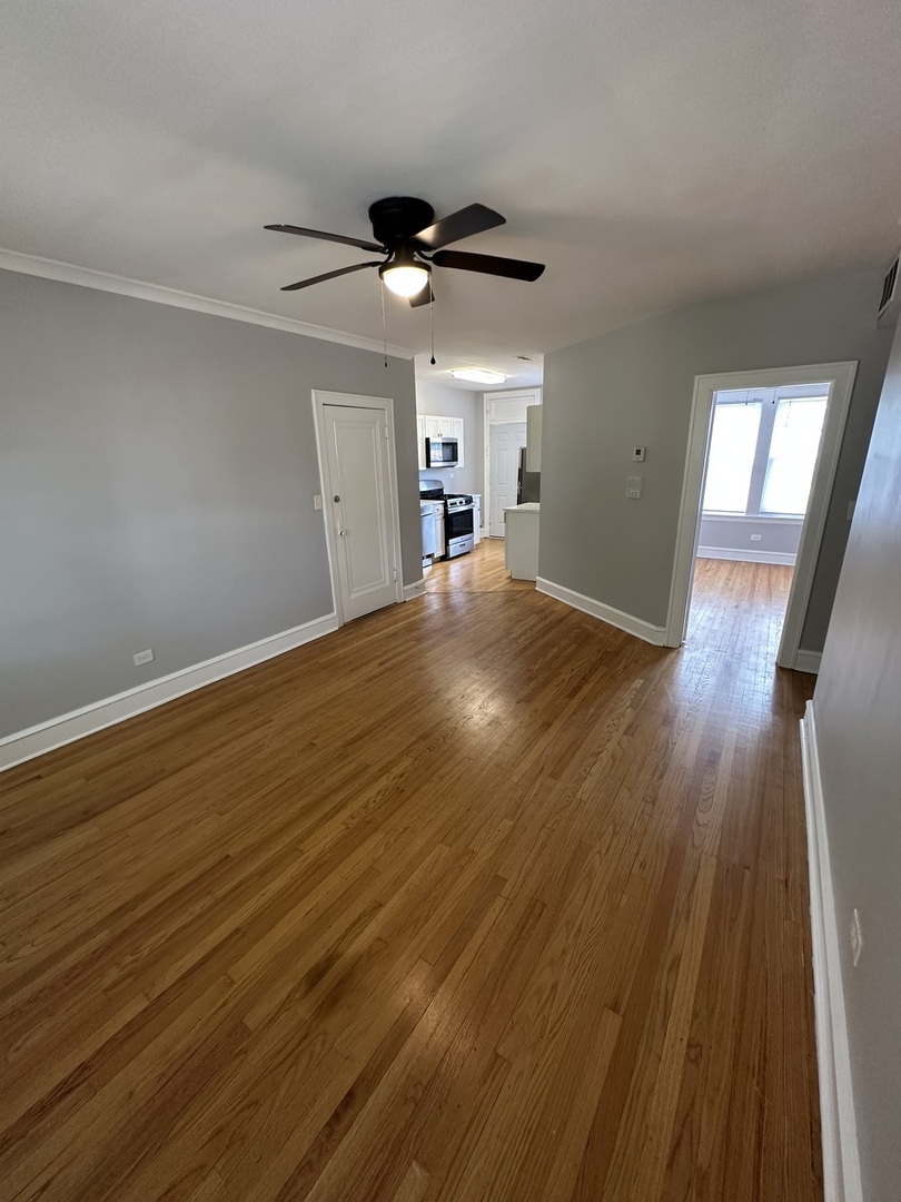 5745 W Wellington Avenue Unit: 2