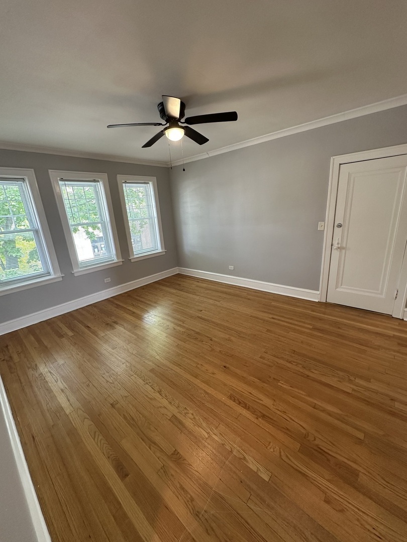 5745 W Wellington Avenue Unit: 2